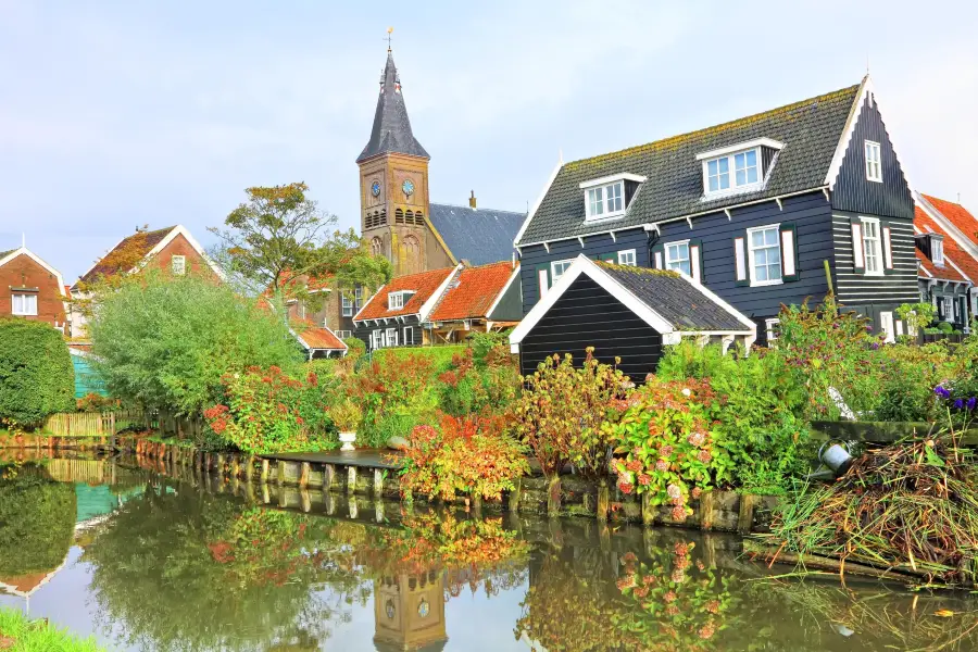 Marken