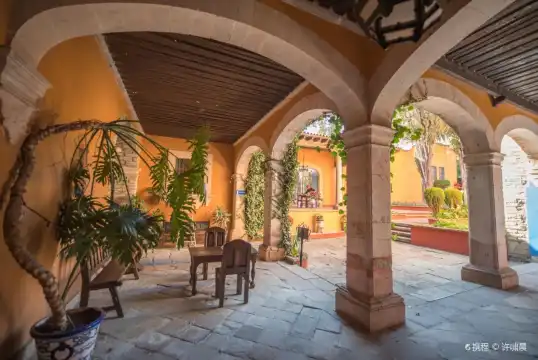 Hoteles cerca de San Gabriel de Barrera