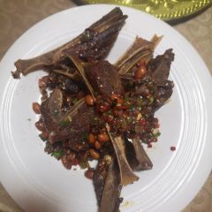 Pinwei'emei User Photo