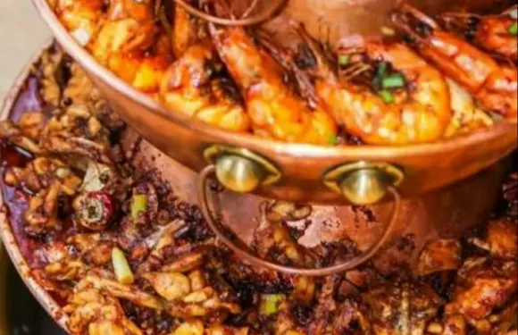 老佛爺碳火蛙鍋