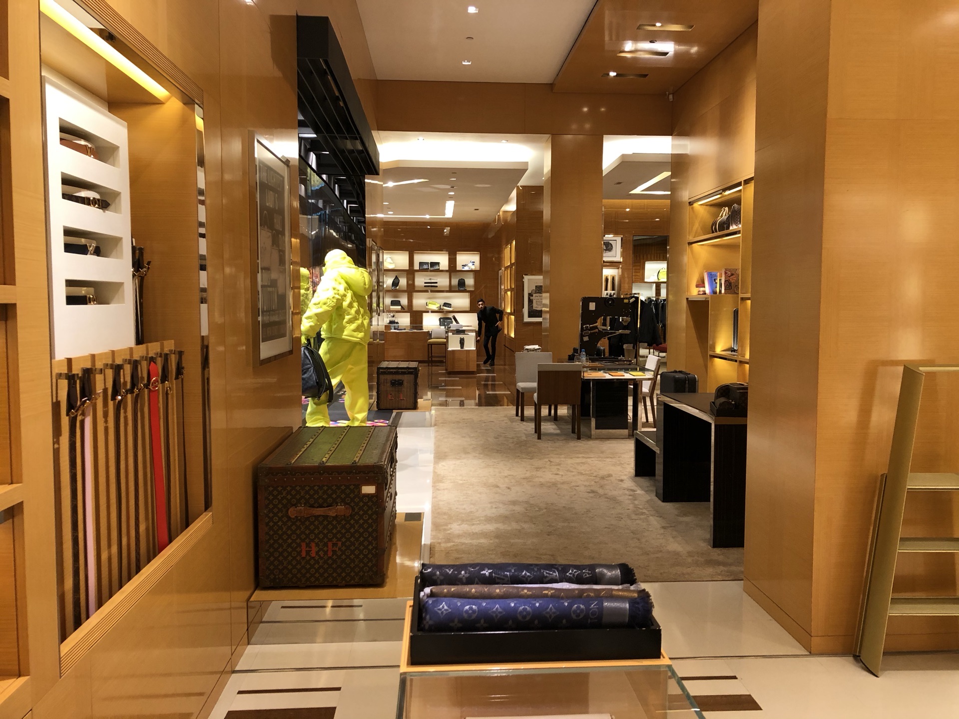 Shopping itineraries in Louis Vuitton Casablanca Morocco Mall in