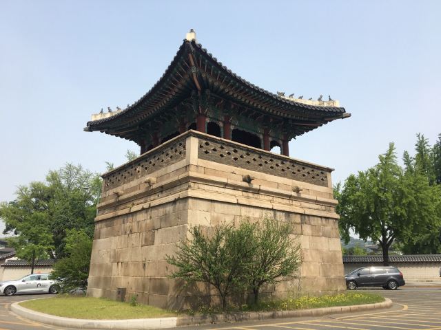 東十字閣