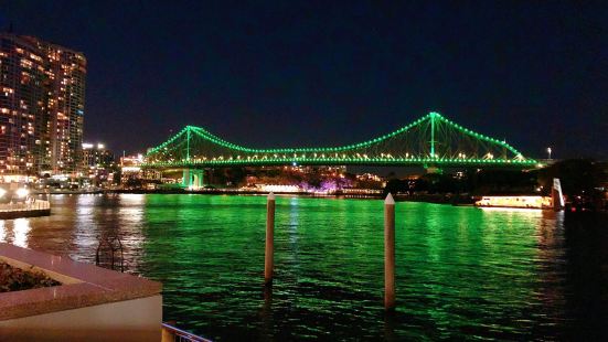 Story bridge, a bridge connect