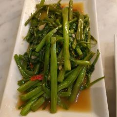 Have a Zeed by Steak Lao User Photo