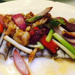 Hong Kong Long Feng Lou ( Ju Lu Road ) User Photo