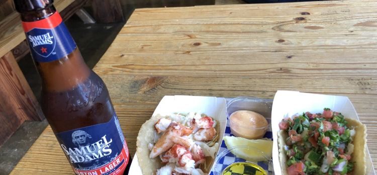 New England Lobster Market & Eatery