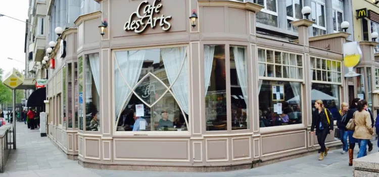 Cafe des Arts