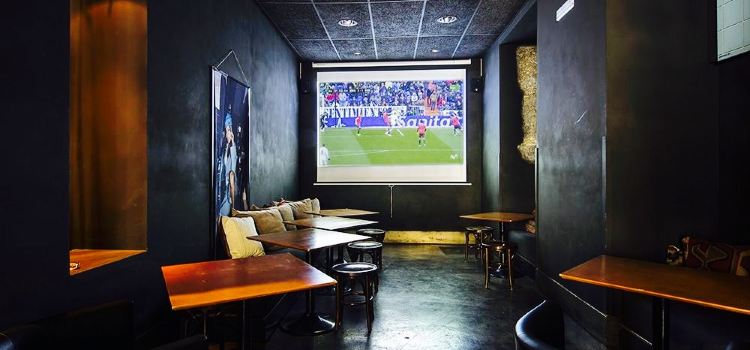 DeMora Lounge Club