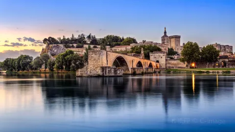 Avignon travel destination
