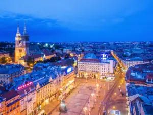 ฉากยอดฮิตยามค่ำคืนยอดนิยมในซาเกร็บ