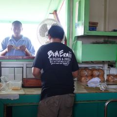 Bem Ermii Burgers & Fries User Photo