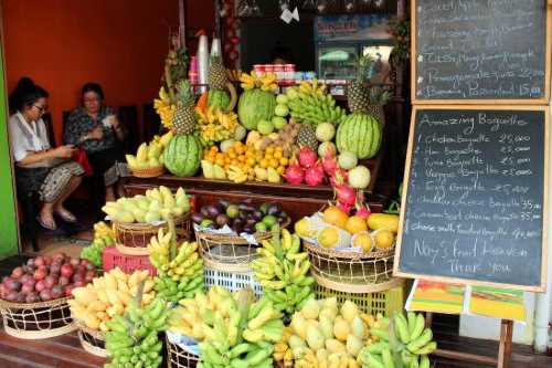 Noy's Fruit Heaven Restaurant and Bike Rental