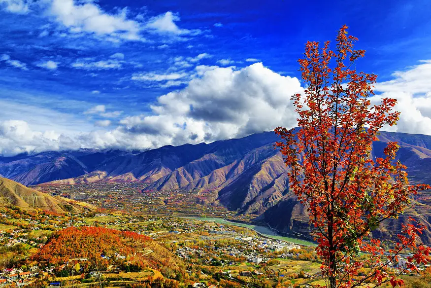 Jinchuan Red Leaf Valley