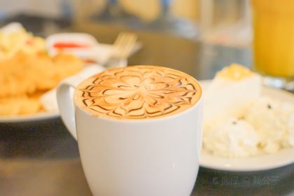 Bemo Corner Coffee Shop