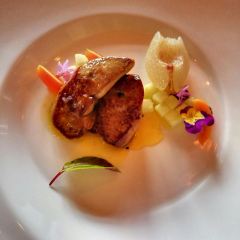 Maxim's DE PARIS User Photo