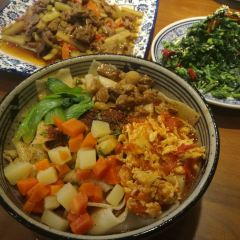 Laoshan Restaurant (zhufengdongluyifen) 여행 사진