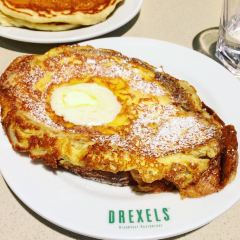 Drexel's Breakfast Restaurant 여행 사진
