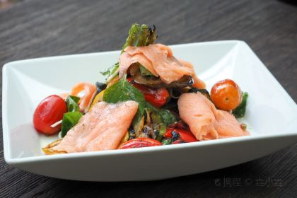 The Glasshouse Deli. Patisserie