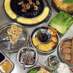 LAO BAN NIANG DE KAO ROU DIAN MO DA JIN JIE DIAN User Photo