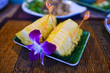 Motherhouse Bar and Restaurant