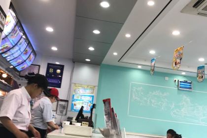 鲁道夫汉堡炸鸡(双河路店)