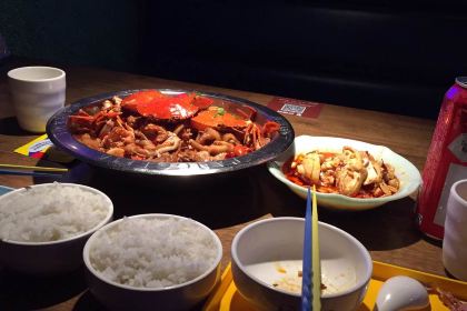 胖哥倆肉蟹煲(華貿店)