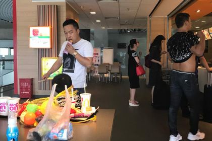 麦当劳(高铁南站店)