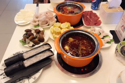 排排坐小清新火鍋