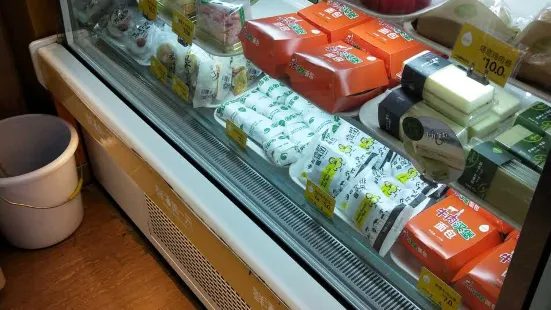 一鳴真鮮奶吧（錢庫第二小學店）