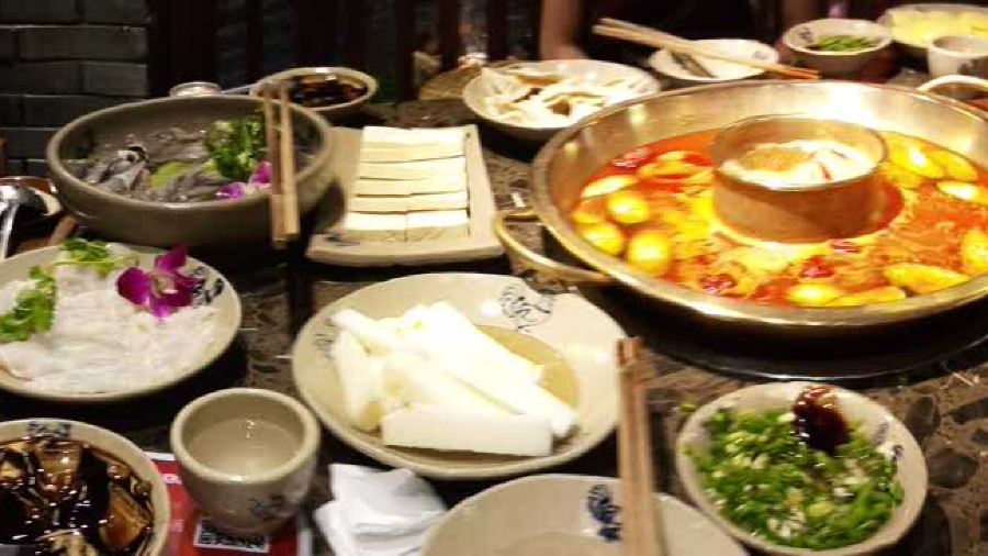 小龙坎老火锅(东坡外滩店)