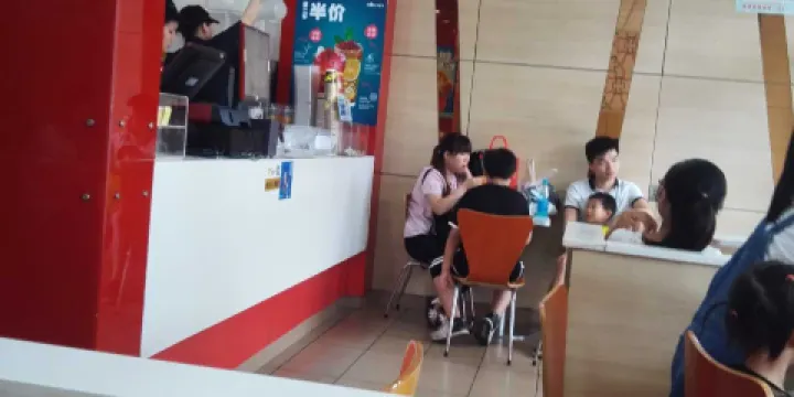 華萊士(松滋民主路店)