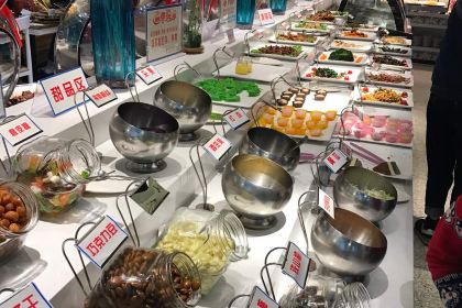 欧诺拉牛排自助餐厅