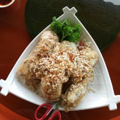 Lamma Rainbow Seafood Restaurant User Photo