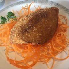 Lai Ching Heen User Photo