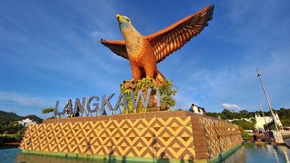 Dataran Lang