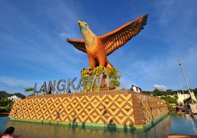 Dataran Lang
