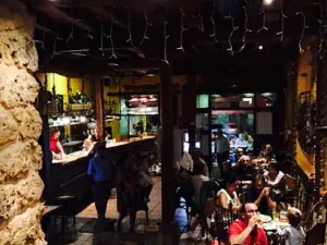 Jamoneria Cerveceria R3