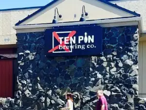 Ten Pin Cafe