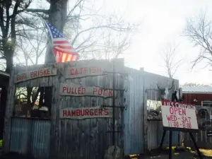 Lil's Chuckwagon and Rodeo Store