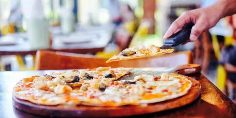 Mama Lou's Italian Kitchen - Ayala Malls The 30th