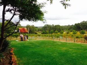 Fairbrossen Winery & Cafe