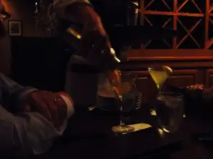 PORTERHOUSE Steak & Seafood Restaurant
