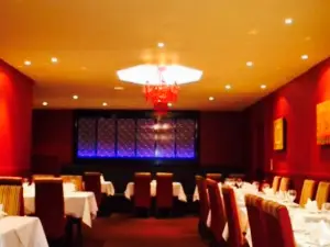 Sahebs Indian Restaurant