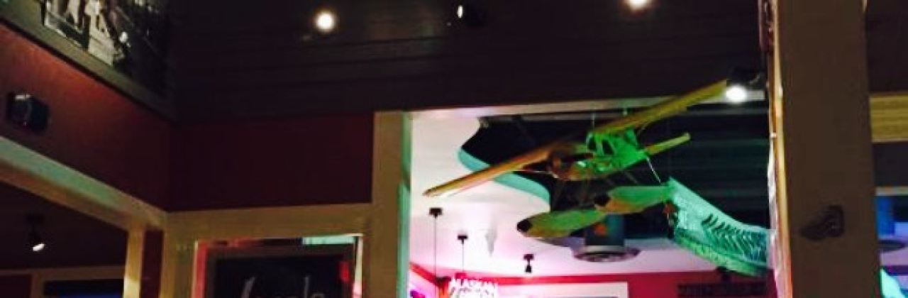 Locals Pub & Pizzeria