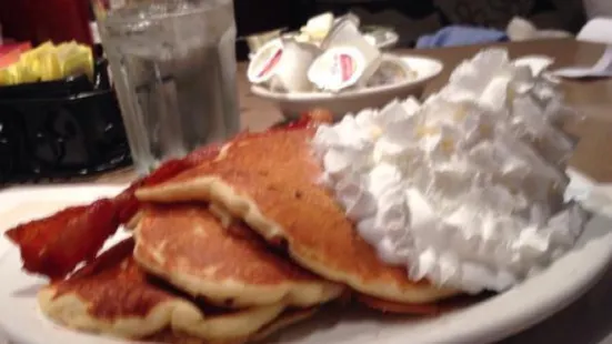 Mulberry's Pancakes Cafe