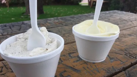 Curly's Frozen Custard