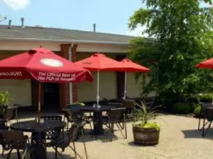 The Grill at Maywood