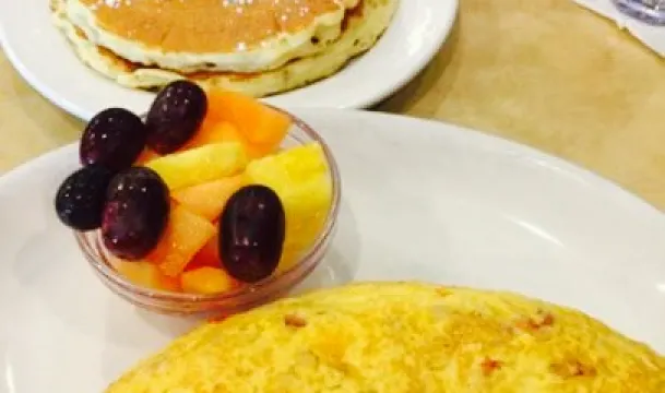 Mapleberry Pancake House and Bistro Bar