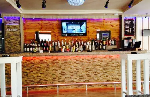 Corner cafe bar restaurant sarigerme