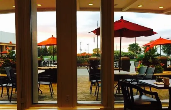 1401 West Restaurant